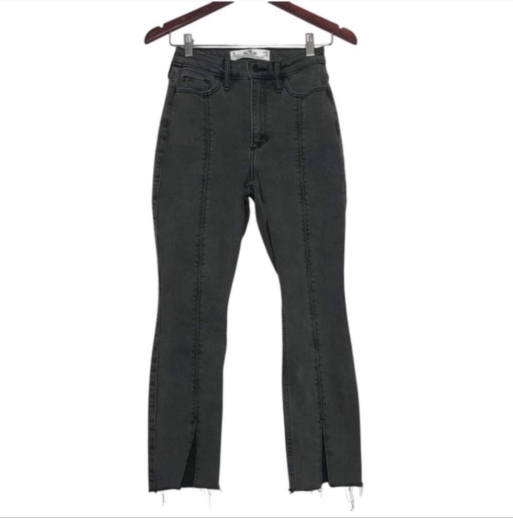 Hollister Curvy Ultra High Rise Jeans